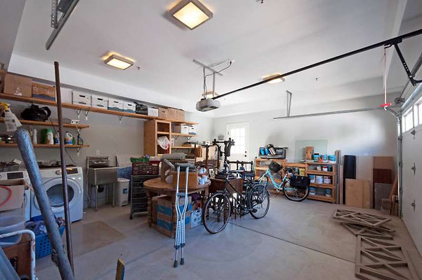 10694 garage 1 10694 garage 1