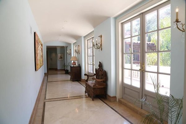 UNIVERSAL-A439-LA-142 UNIVERSAL-A439-LA-142