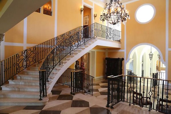 UNIVERSAL-A439-LA-105