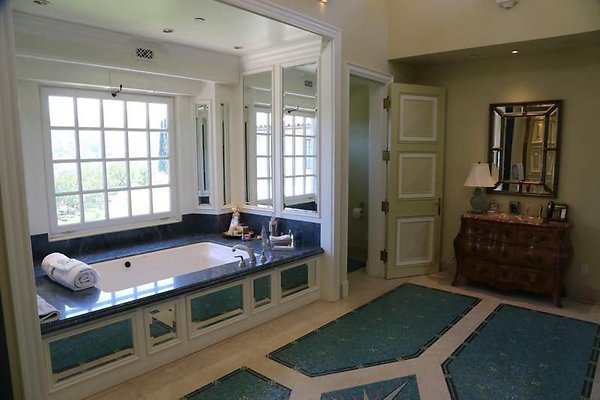 UNIVERSAL-A439-LA-168 UNIVERSAL-A439-LA-168