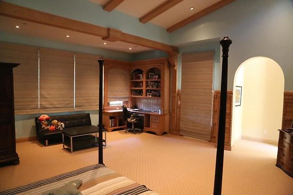 UNIVERSAL-A439-LA-136 UNIVERSAL-A439-LA-136