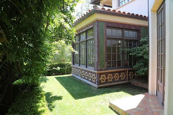 UNIVERSAL-A439-LA-64