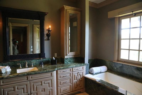 UNIVERSAL-A439-LA-137 UNIVERSAL-A439-LA-137