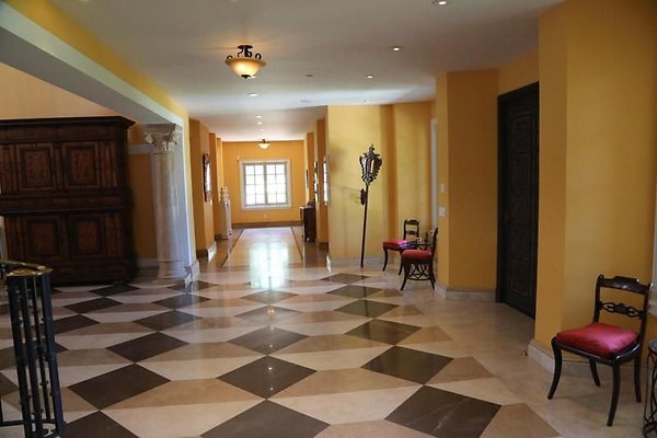 UNIVERSAL-A439-LA-104