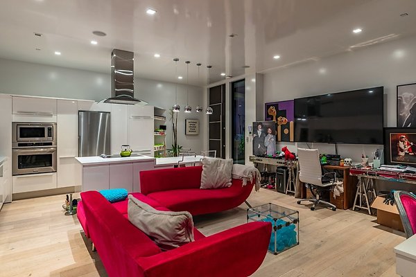 UNIVERSAL-A049-LA-112