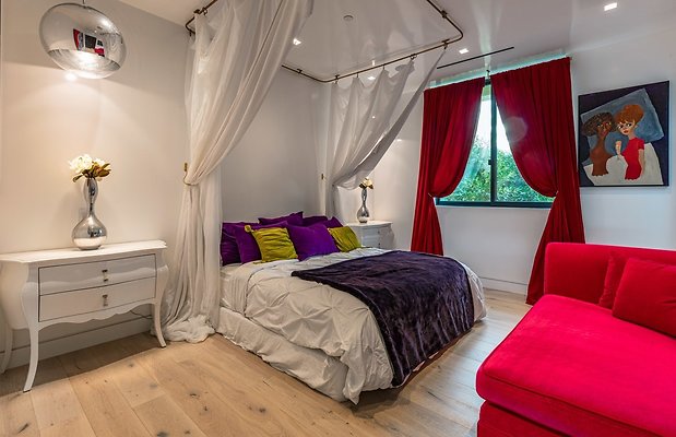 UNIVERSAL-A049-LA-86