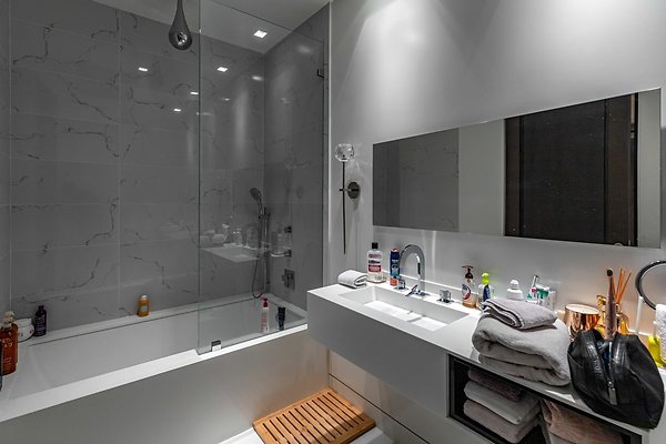 UNIVERSAL-A049-LA-115