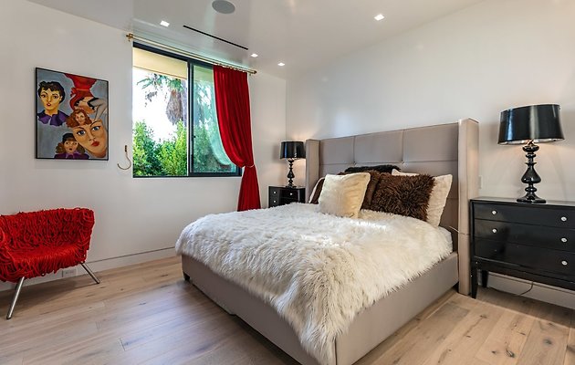 UNIVERSAL-A049-LA-91