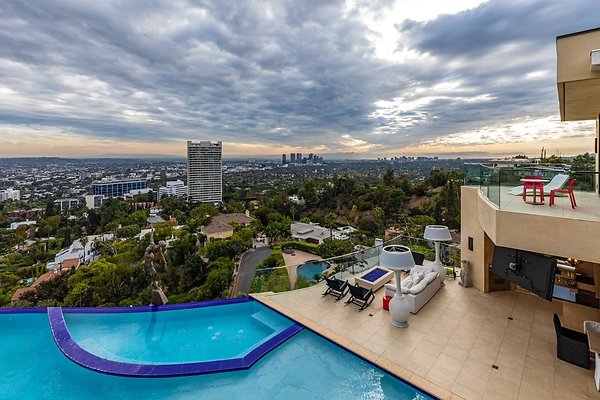 UNIVERSAL-A049-LA-122 UNIVERSAL-A049-LA-122