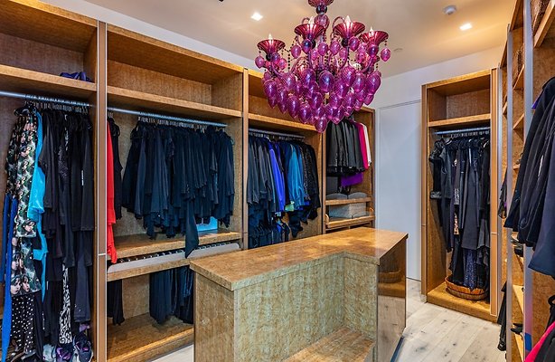 UNIVERSAL-A049-LA-68