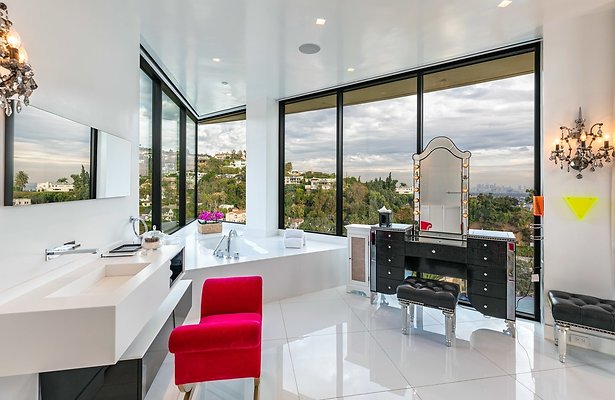 UNIVERSAL-A049-LA-76