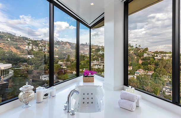 UNIVERSAL-A049-LA-66