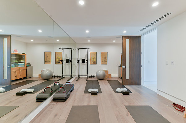 UNIVERSAL-D016-LA*-47