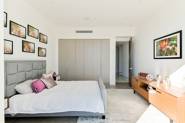 UNIVERSAL-D016-LA*-42