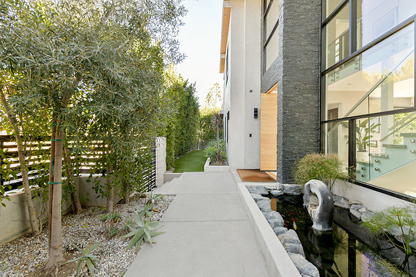 UNIVERSAL-D016-LA*-7