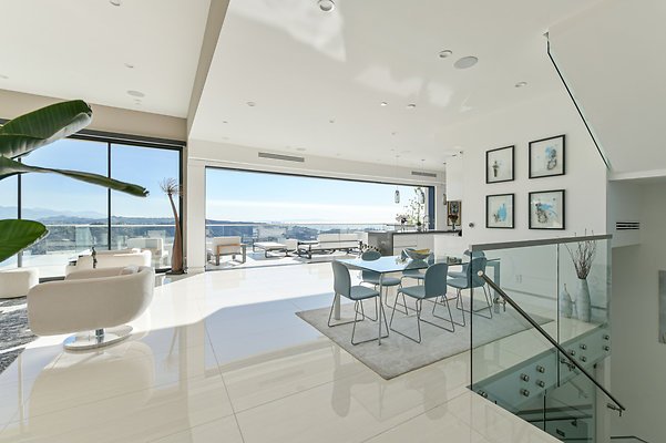 UNIVERSAL-D016-LA*-11