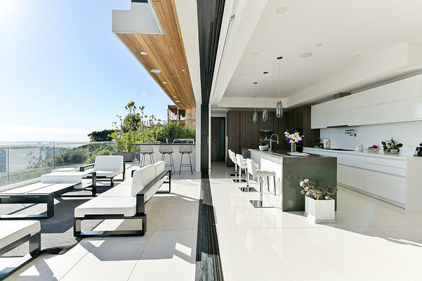 UNIVERSAL-D016-LA*-16