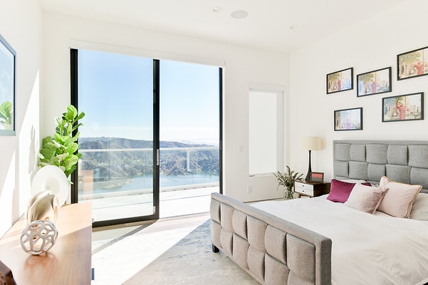 UNIVERSAL-D016-LA*-43