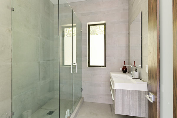 UNIVERSAL-D016-LA*-32