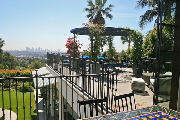 UNIVERSAL-9495-LOSF-92