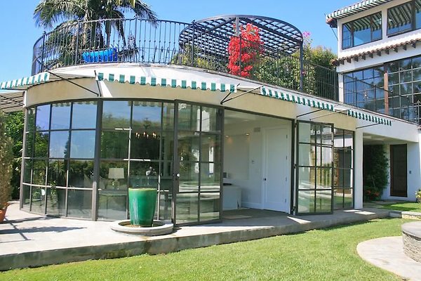 UNIVERSAL-9495-LOSF-86