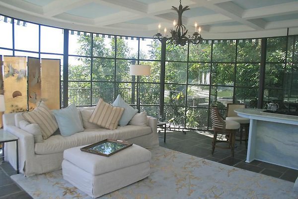 UNIVERSAL-9495-LOSF-87