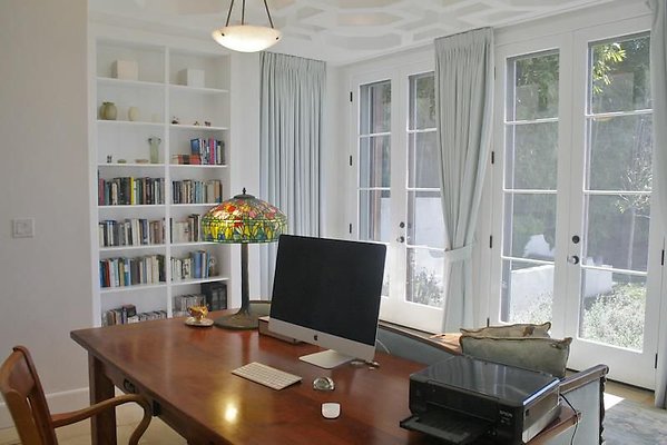 UNIVERSAL-9495-LOSF-77