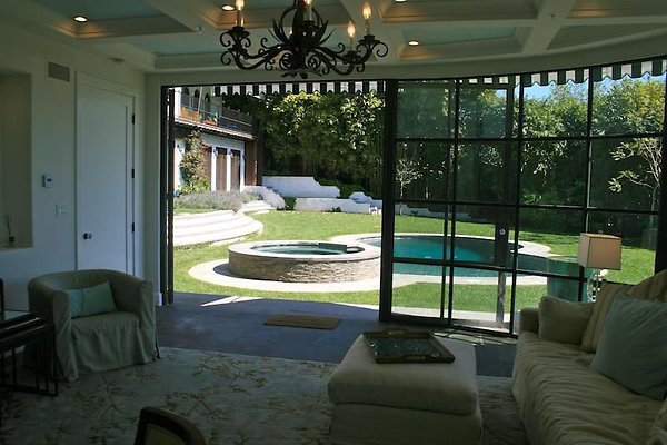 UNIVERSAL-9495-LOSF-89