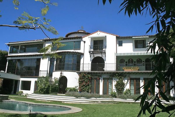 UNIVERSAL-9495-LOSF-82