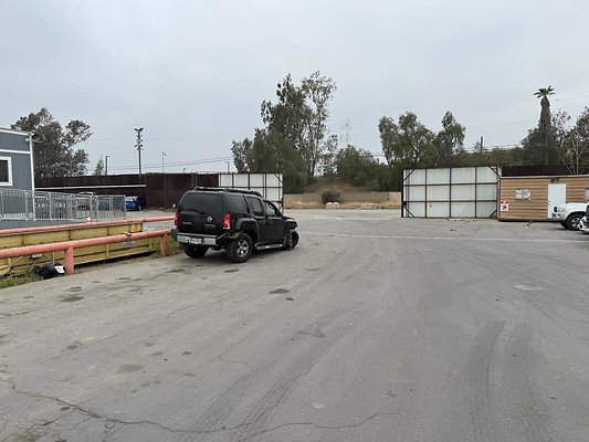 th IMG 1058