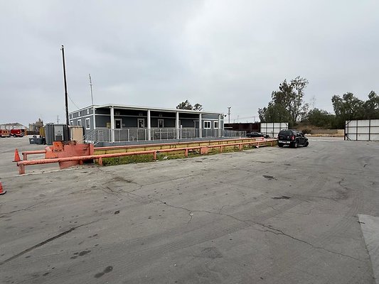 th IMG 1054