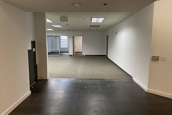 818W7th910ste0003-1