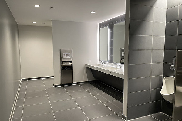 13thFl3807 13thFl3807