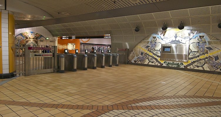 North-Hollywood-Station09-copy