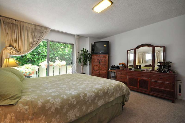 8891 bed 2