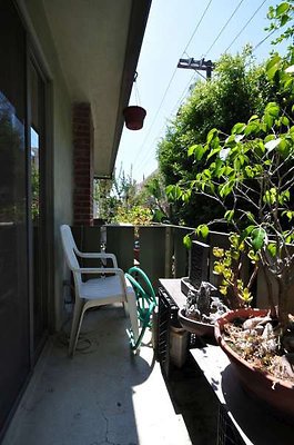 8891 patio 2