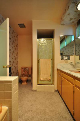 8891 bath 3