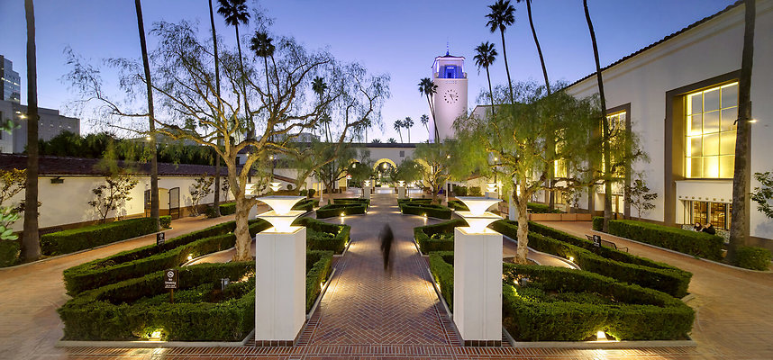 Panorama South Patio Courtyard-e1693516714253