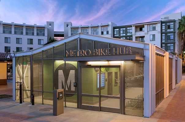 AK2I4830 Bike Hub-e1693516790145