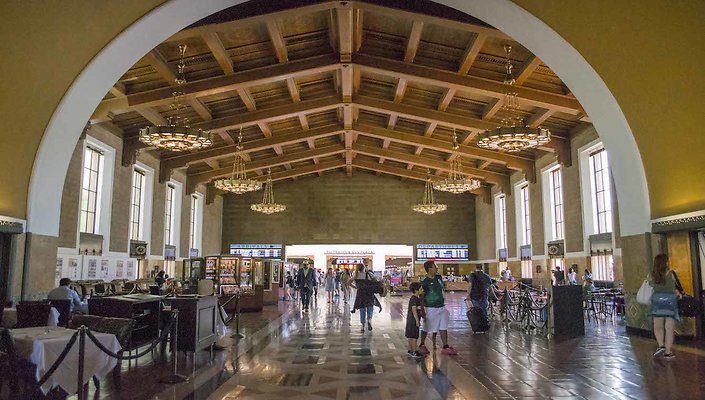 Union-Station-Waiting-Areas-001 Union-Station-Waiting-Areas-001