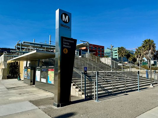 Santa Monica Metro
