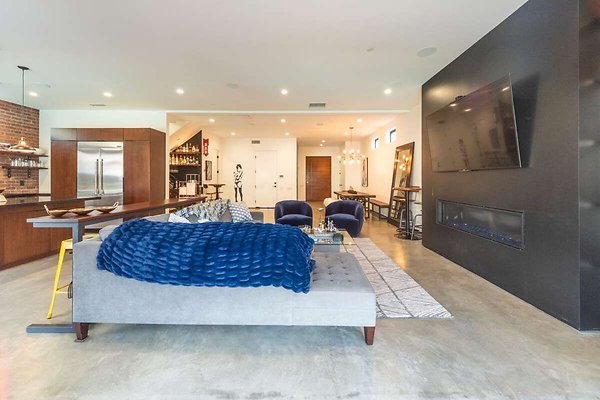 13972 living 9 13972 living 9