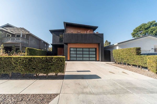 CAST CulverCity 13972