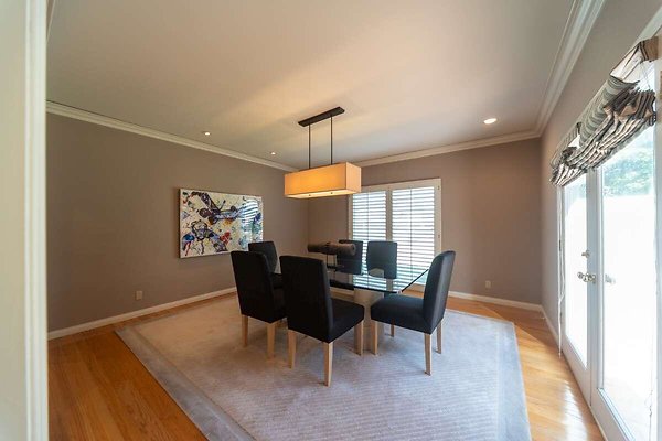 13987 dining 2