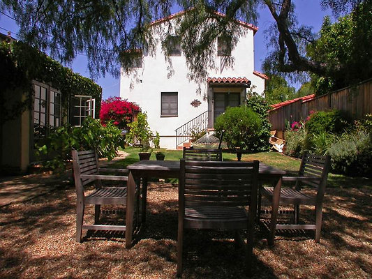 8317 patio 2