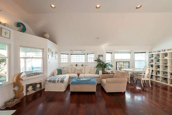 12252 living 2 12252 living 2