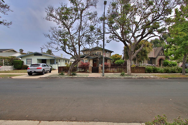 UNIVERSAL-CW062-VEN-18 UNIVERSAL-CW062-VEN-18