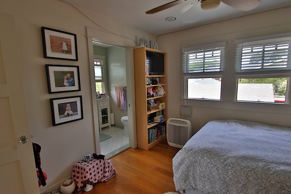 UNIVERSAL-CW062-VEN-53 UNIVERSAL-CW062-VEN-53