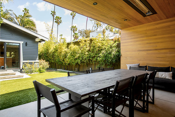 UNIVERSAL-D574-VEN-53 UNIVERSAL-D574-VEN-53