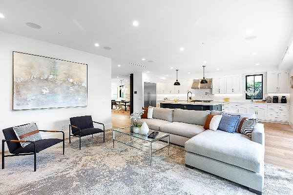 12304 living 1 12304 living 1